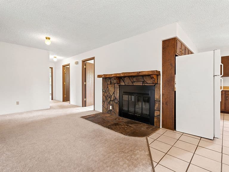 3700 Rattlesnake Dr photo 5