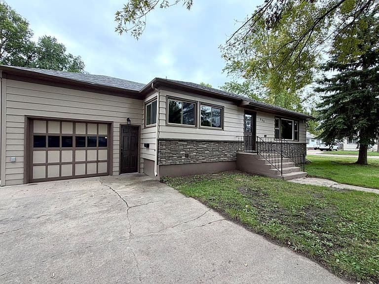 978 Arizona Ave SW photo 3