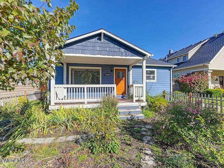 1517 E Coeur D Alene Ave photo 4