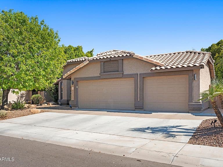 1711 W SPRINGFIELD Way photo 4