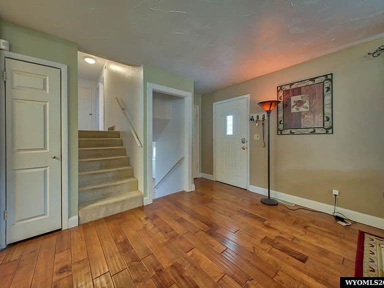 1834 Circle Rd photo 3