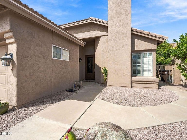 10918 E NAVAJO Drive photo 4