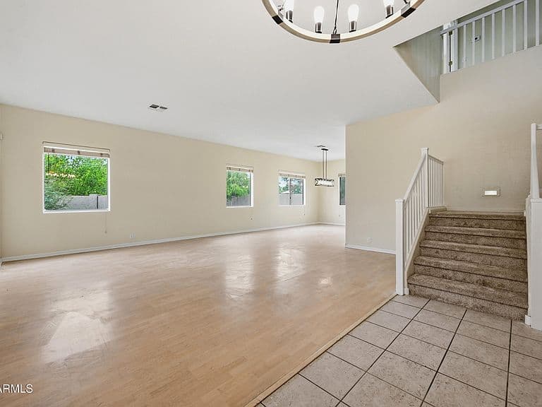 1775 E WASHINGTON Court photo 5