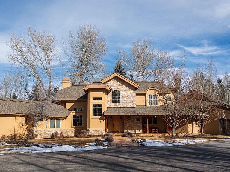 124 Deer Valley Ln photo 2