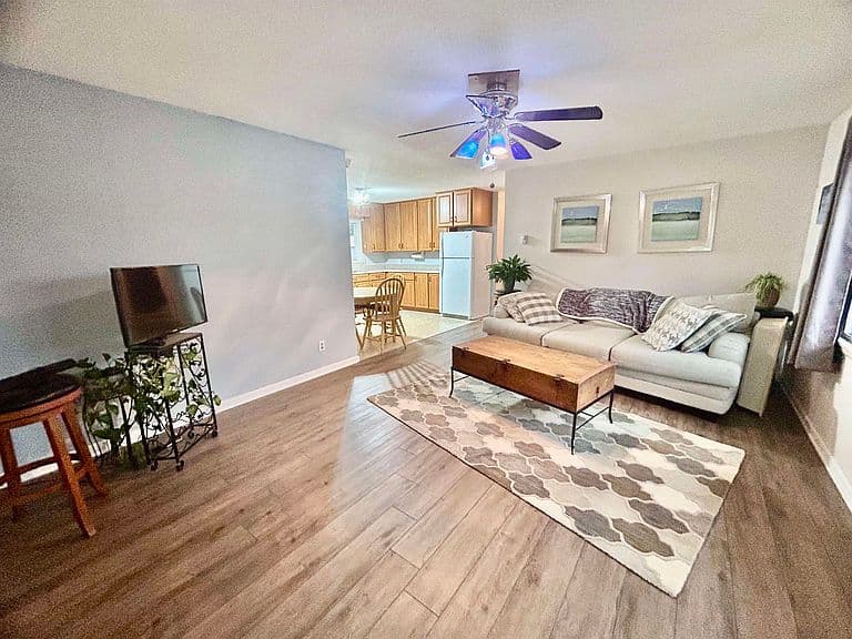 2812 Oak Ave photo 3