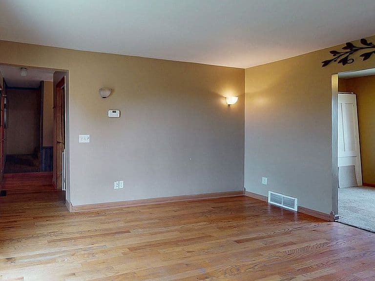 47108 Dorothy Pl photo 4
