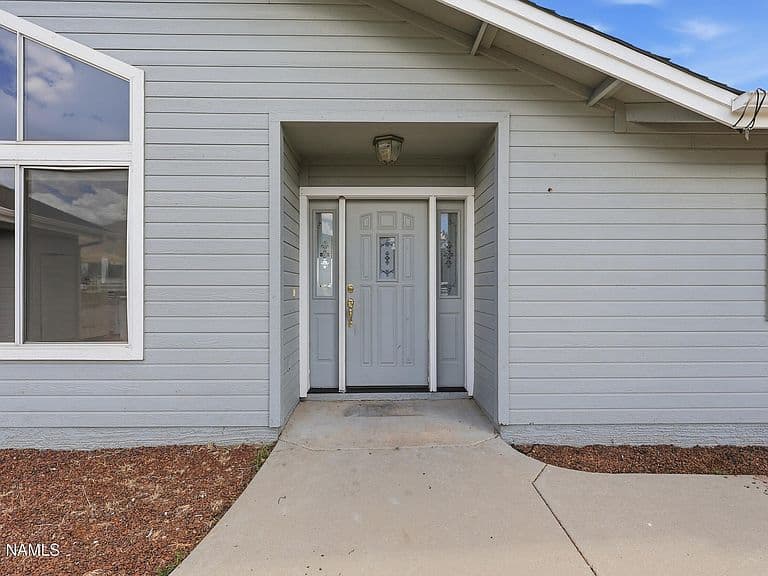 10975 Margaret Way photo 3