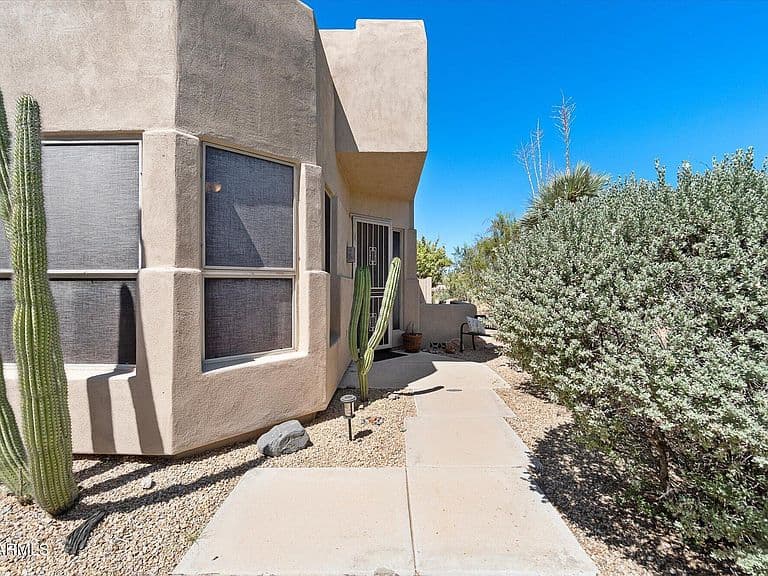 9718 E CHUCKWAGON Lane photo 5