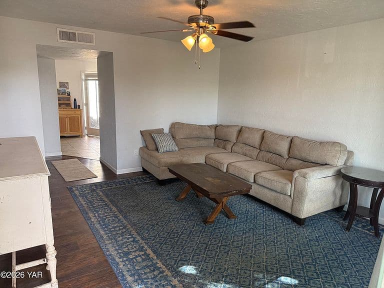 1750 W 27th Ln photo 3