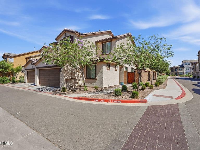 1255 N ARIZONA Avenue #1173 photo 3
