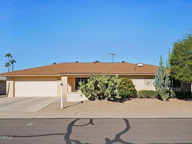 17818 N BUNTLINE Drive photo 1