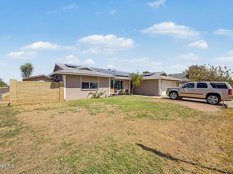 6834 W VERMONT Avenue photo 4