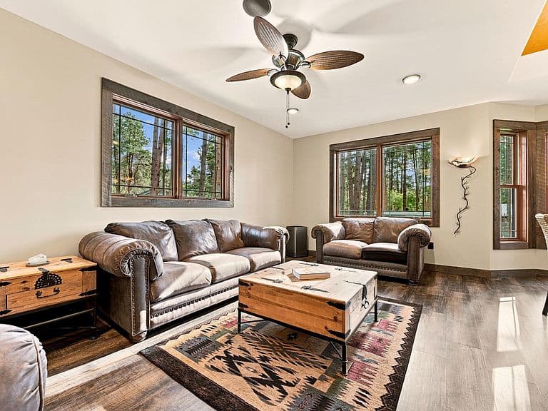 8 Choke Cherry Ln photo 5