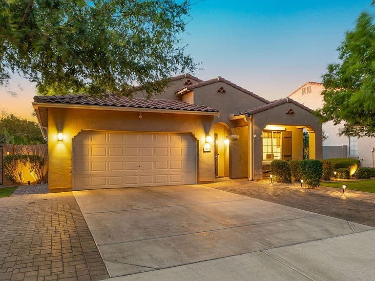 1444 E AZALEA Drive photo 3