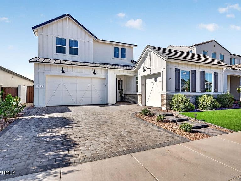 11038 E UNITY Avenue photo 1