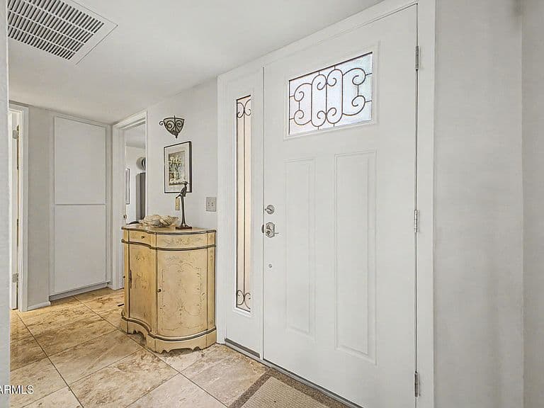 1121 E COCHISE Drive photo 3
