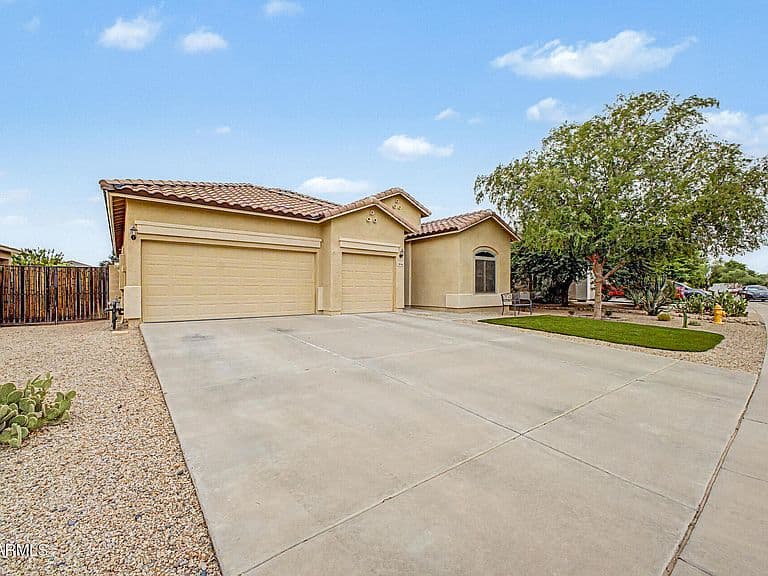 1046 W AYRSHIRE Trail photo 5