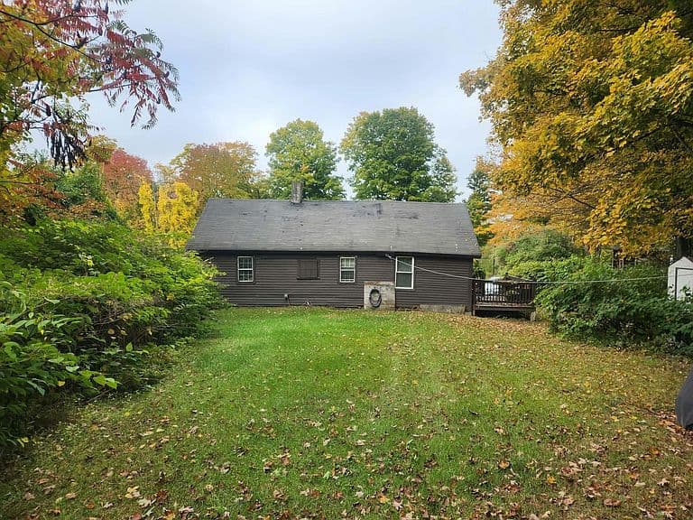 460 Prospect Street photo 4