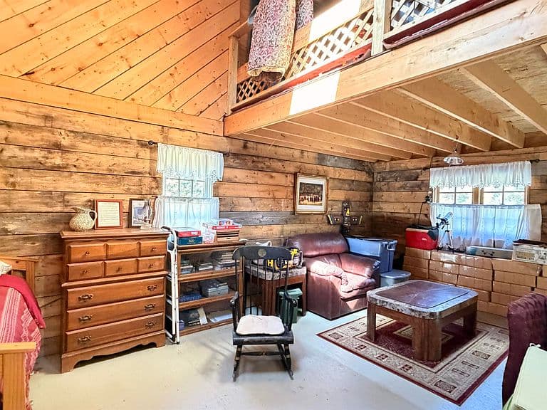 432 Glover Road photo 3