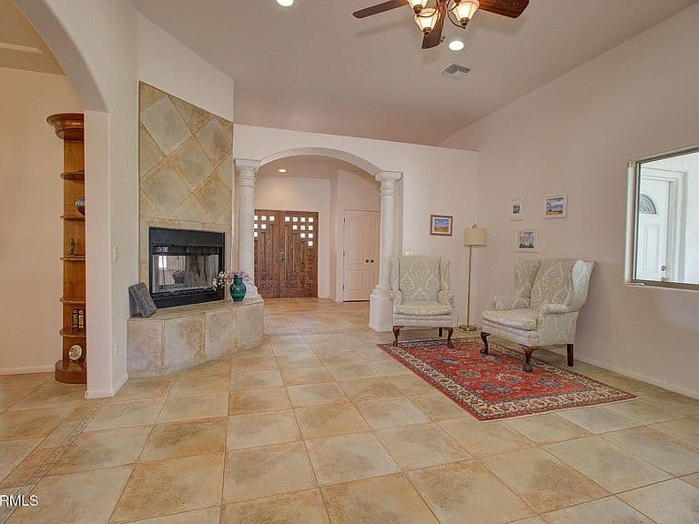 20701 W BLACK KNOB Street photo 5