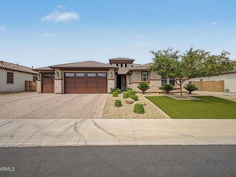 12542 W KRALL Court photo 3