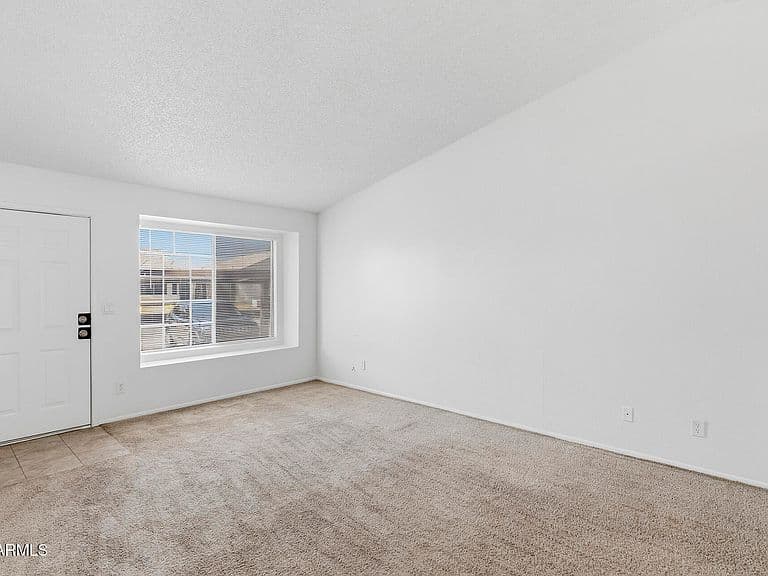 8520 W PALM Lane #1039 photo 3