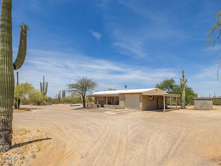 37714 S Kit Fox Trl photo 4