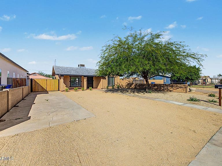 104 E KINDERMAN Drive photo 5