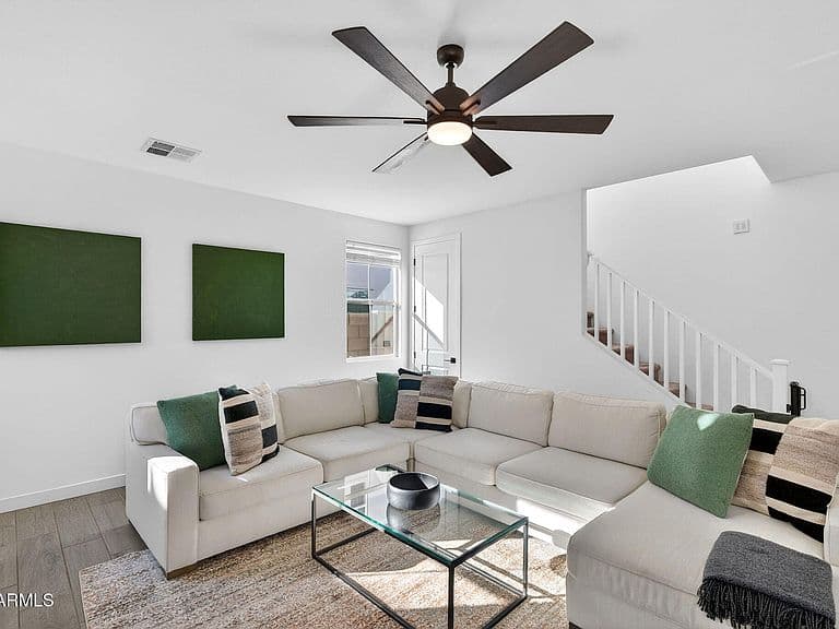 5536 S Keene photo 5