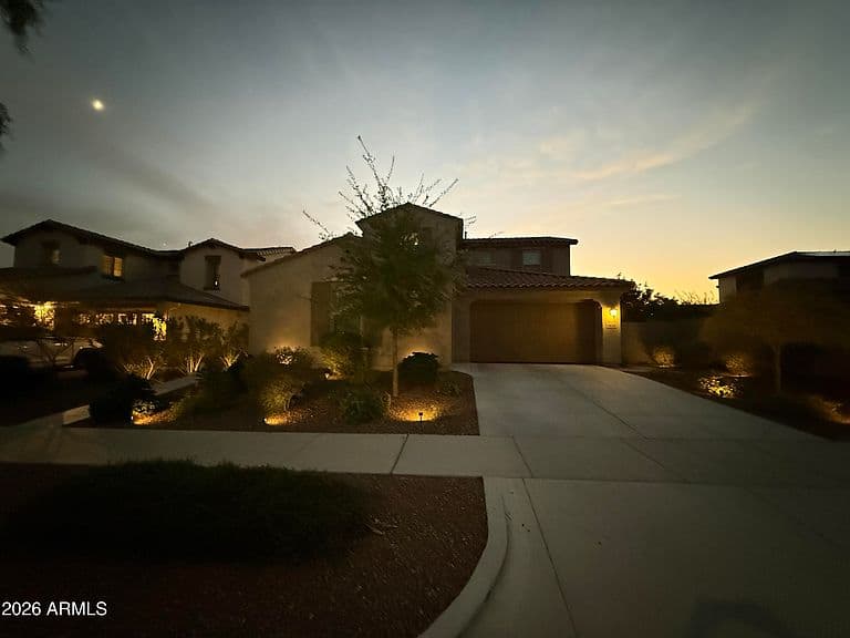 2424 N ACACIA Way photo 4