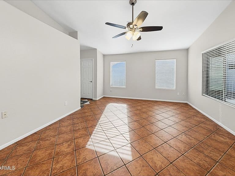 8903 W JENNIFER ROSE Court photo 2