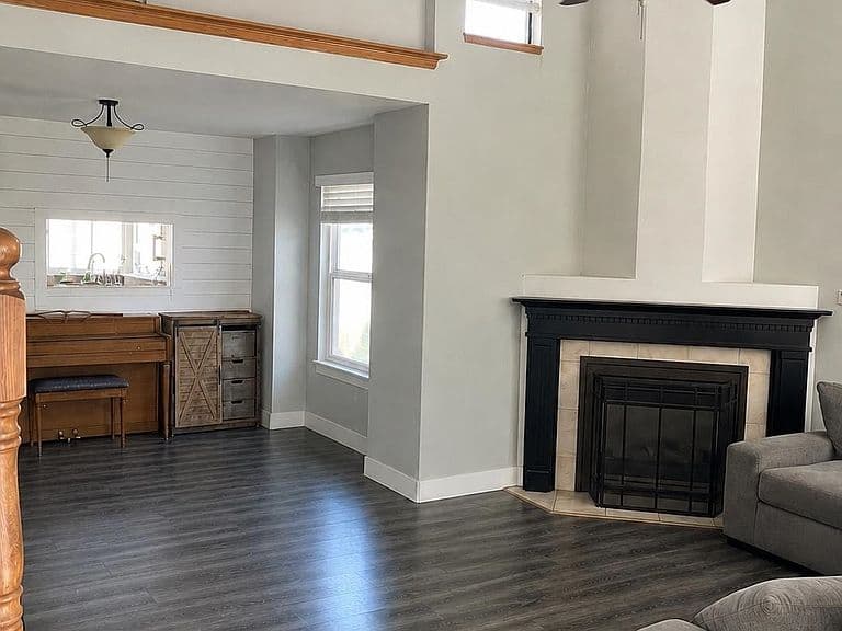 1500 Delphic Way photo 3