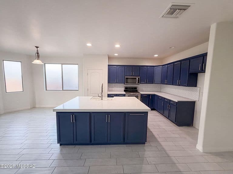 12512 E Rust Canyon Pl photo 2