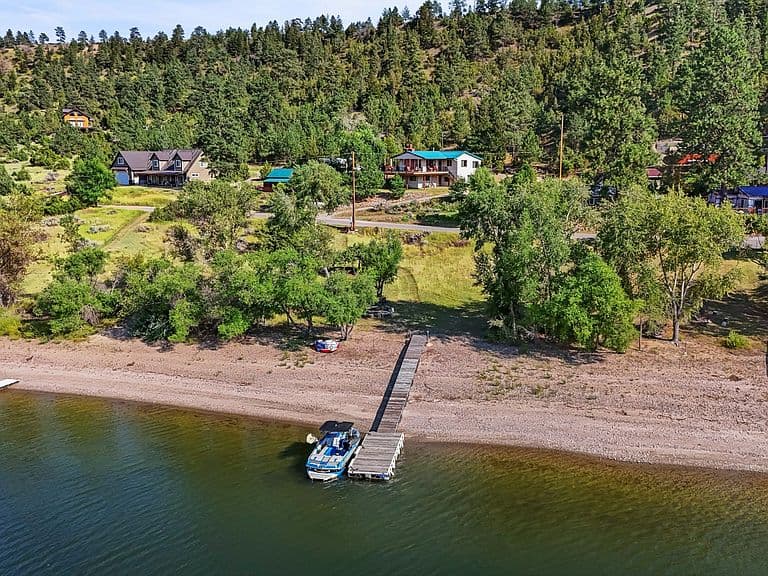 3756 E Shore Dr photo 4