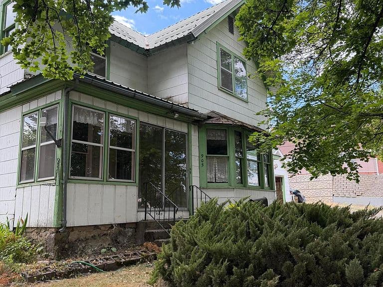 905 Jefferson Ave photo 2