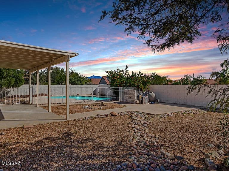 9086 E La Palma Dr photo 4
