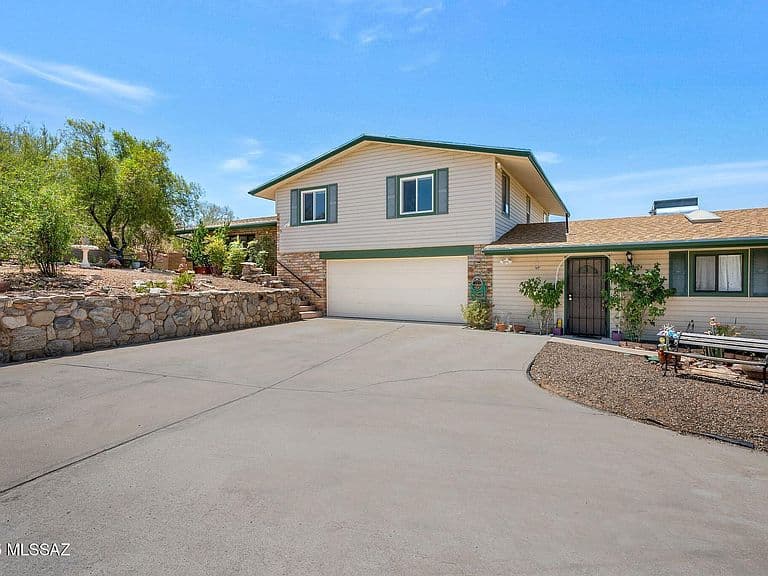 5190 N Camino Esplendora photo 4