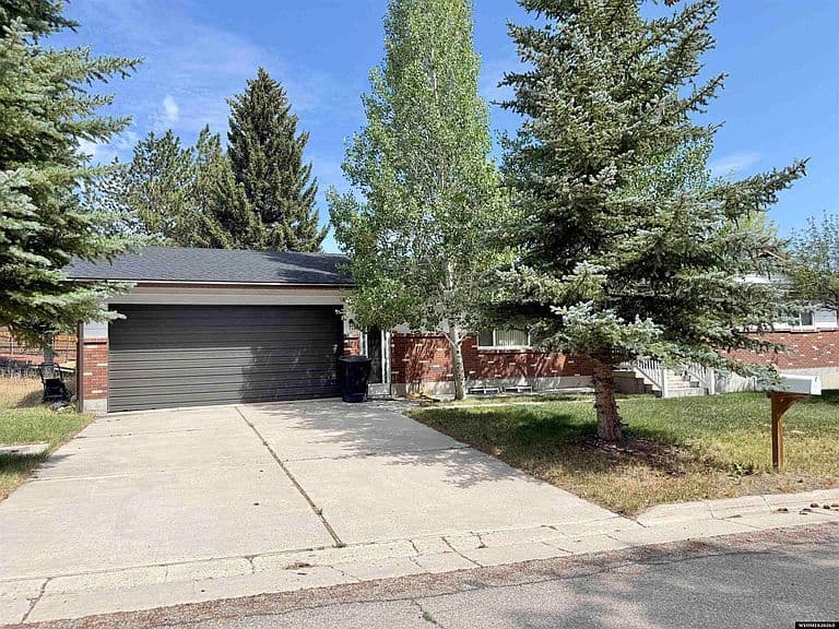 301 Quartz St photo 4