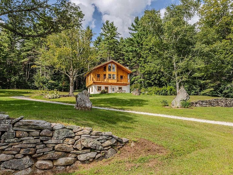 1260 Grafton Road photo 3