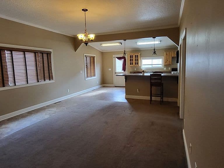 622 Missouri Ave photo 3