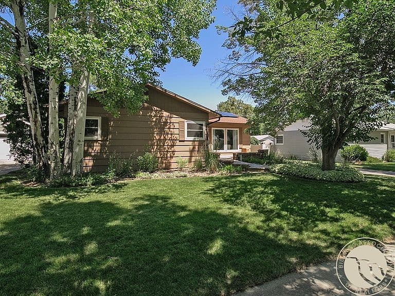 1821 Avenue D photo 2
