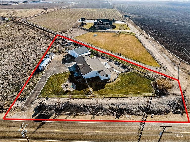 4437 W Kuna Rd photo 1
