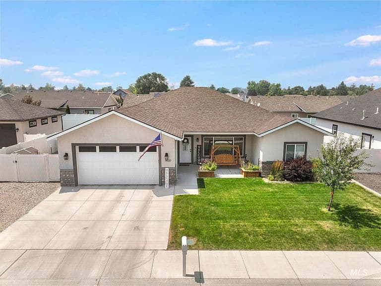 1430 Shelbi St photo 2