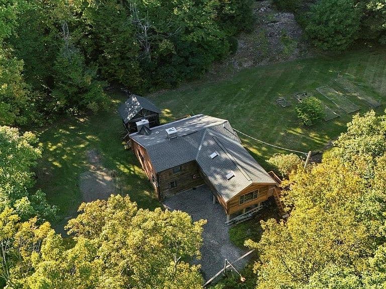 1318 Boro Hill Road photo 4