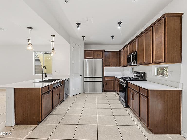 44838 W HORSE MESA Road photo 2