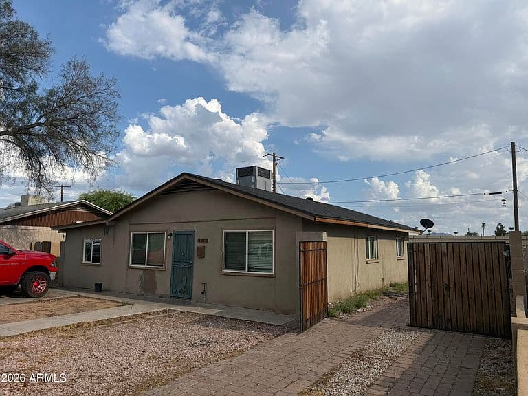 4247 W CULVER Street photo 1