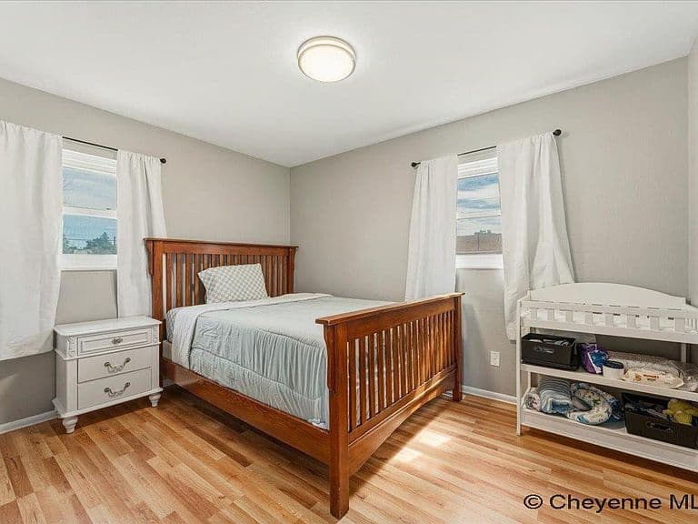 255 Church Ave photo 5