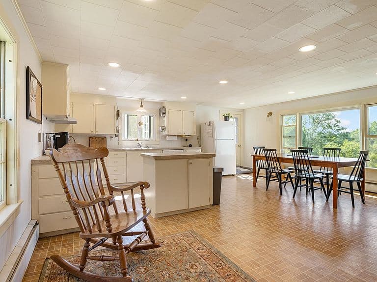 196 North Road photo 5