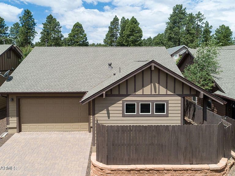 2944 S CAMEL Drive photo 3