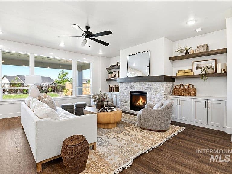 1156 W Eiger Dr photo 5